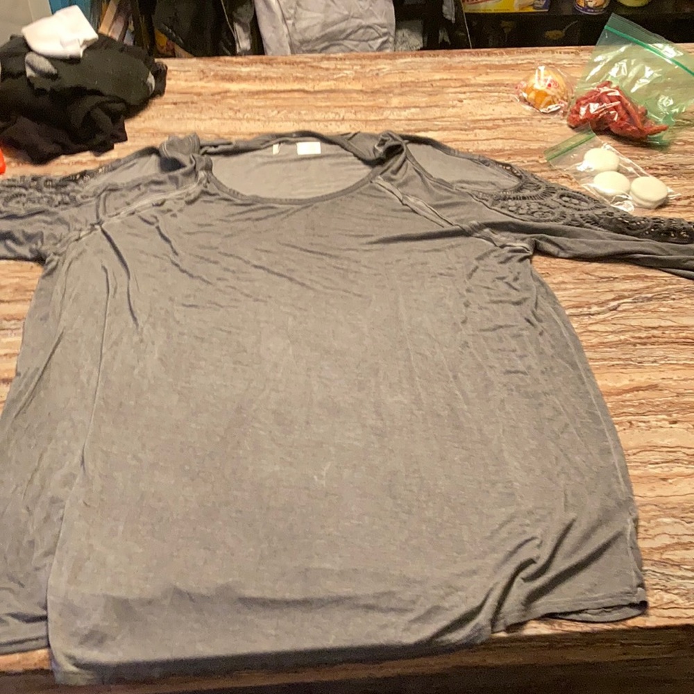 NO SHIPPING Nashville Tennessee (37211)